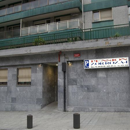 Pension Zorroza 1 Bilbao Exteriör bild